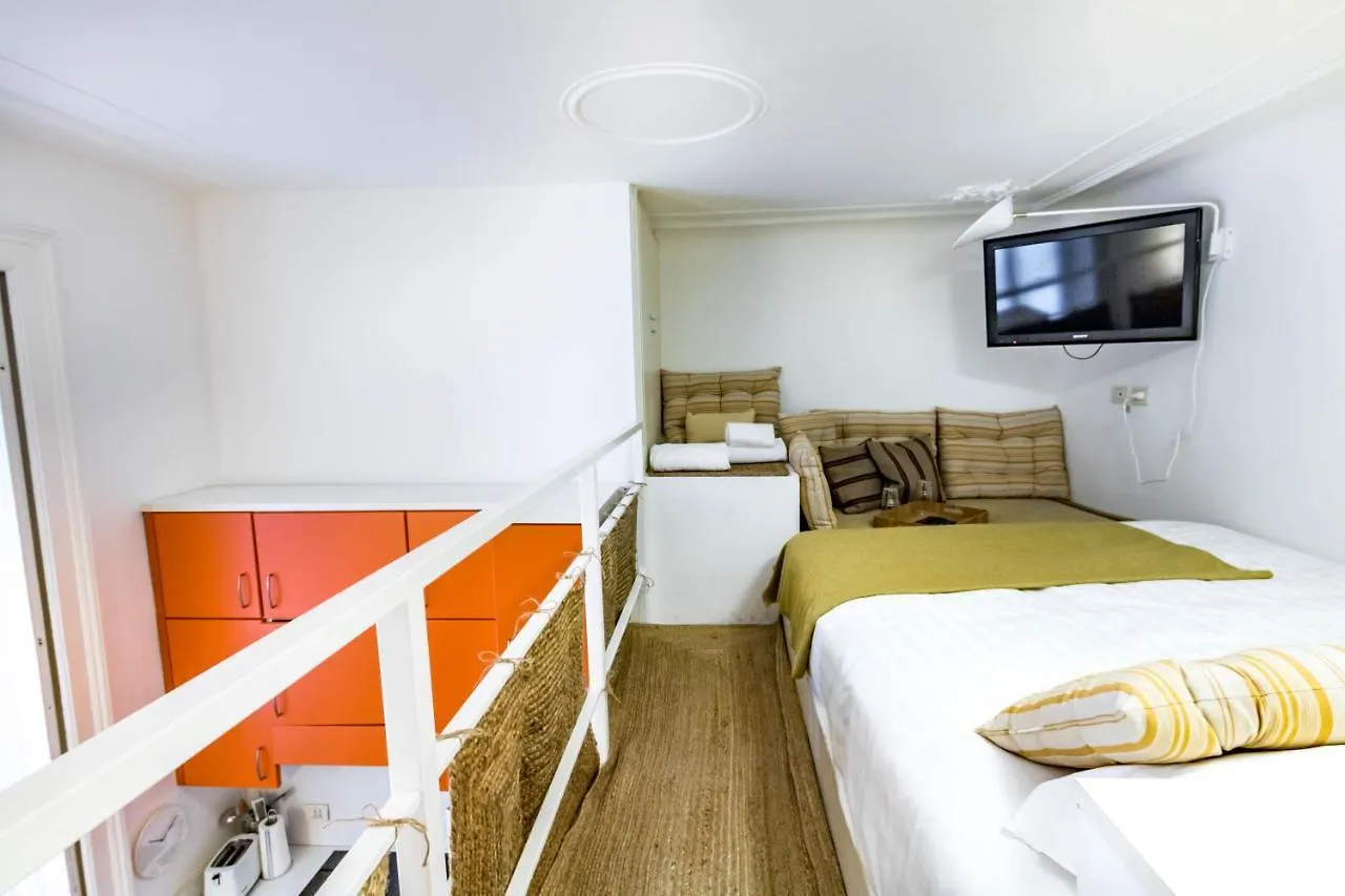 Joivy Modern Studio Near City Centre Apartment Milan 0*,  Italy