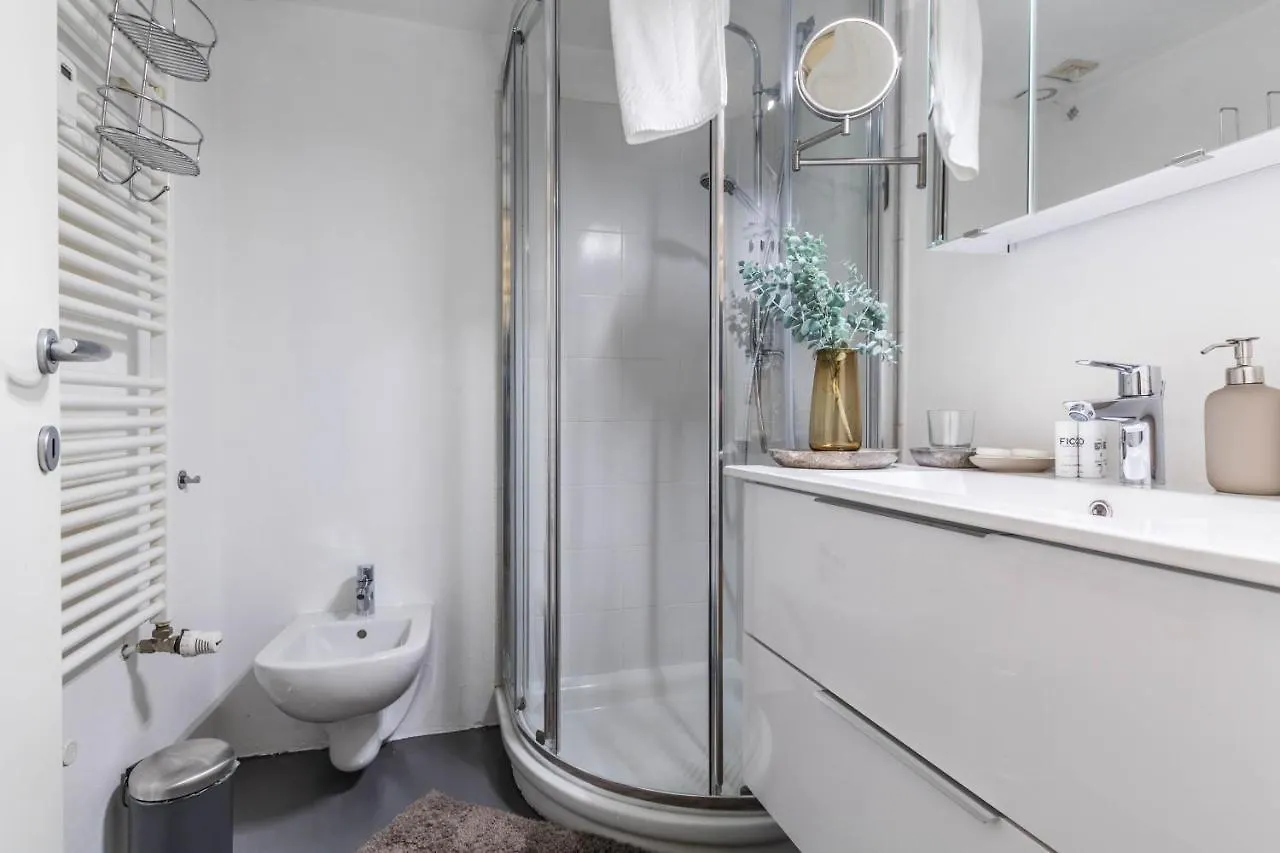Joivy Modern Studio Near City Centre Apartment Milan